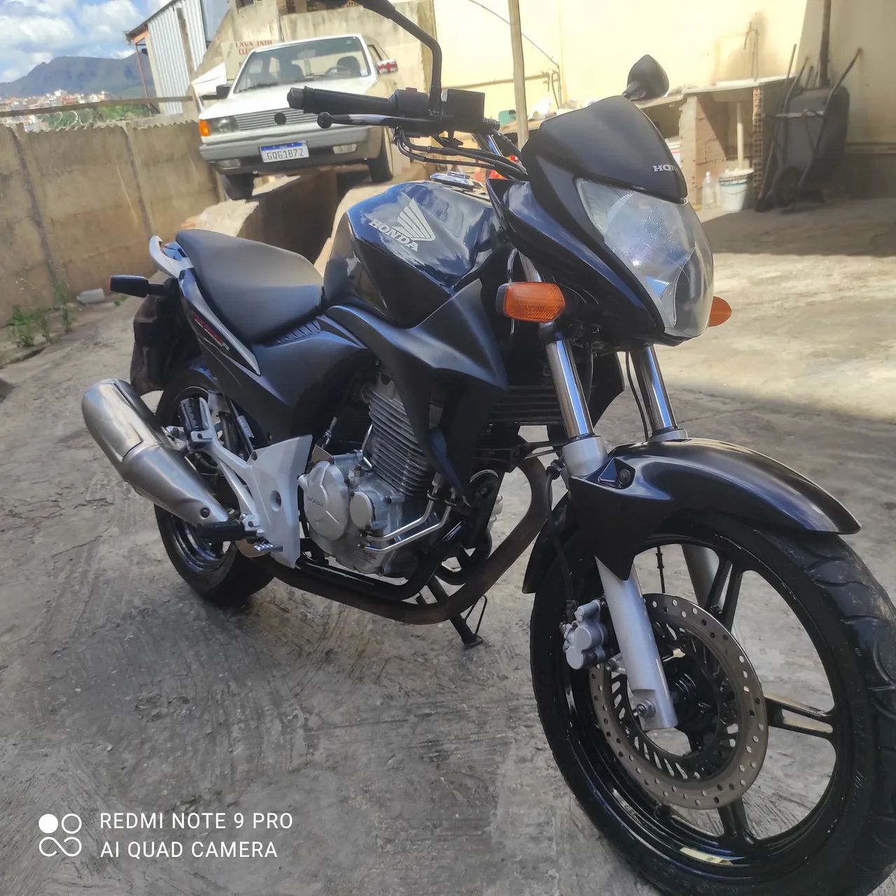 CB 300 