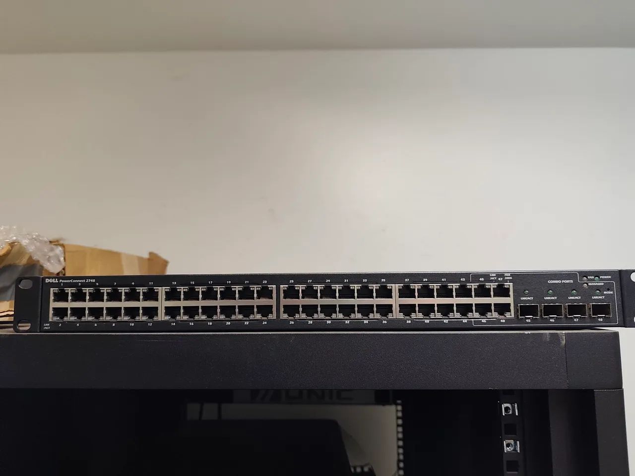 Dell PowerConnect 2748 48 Portas