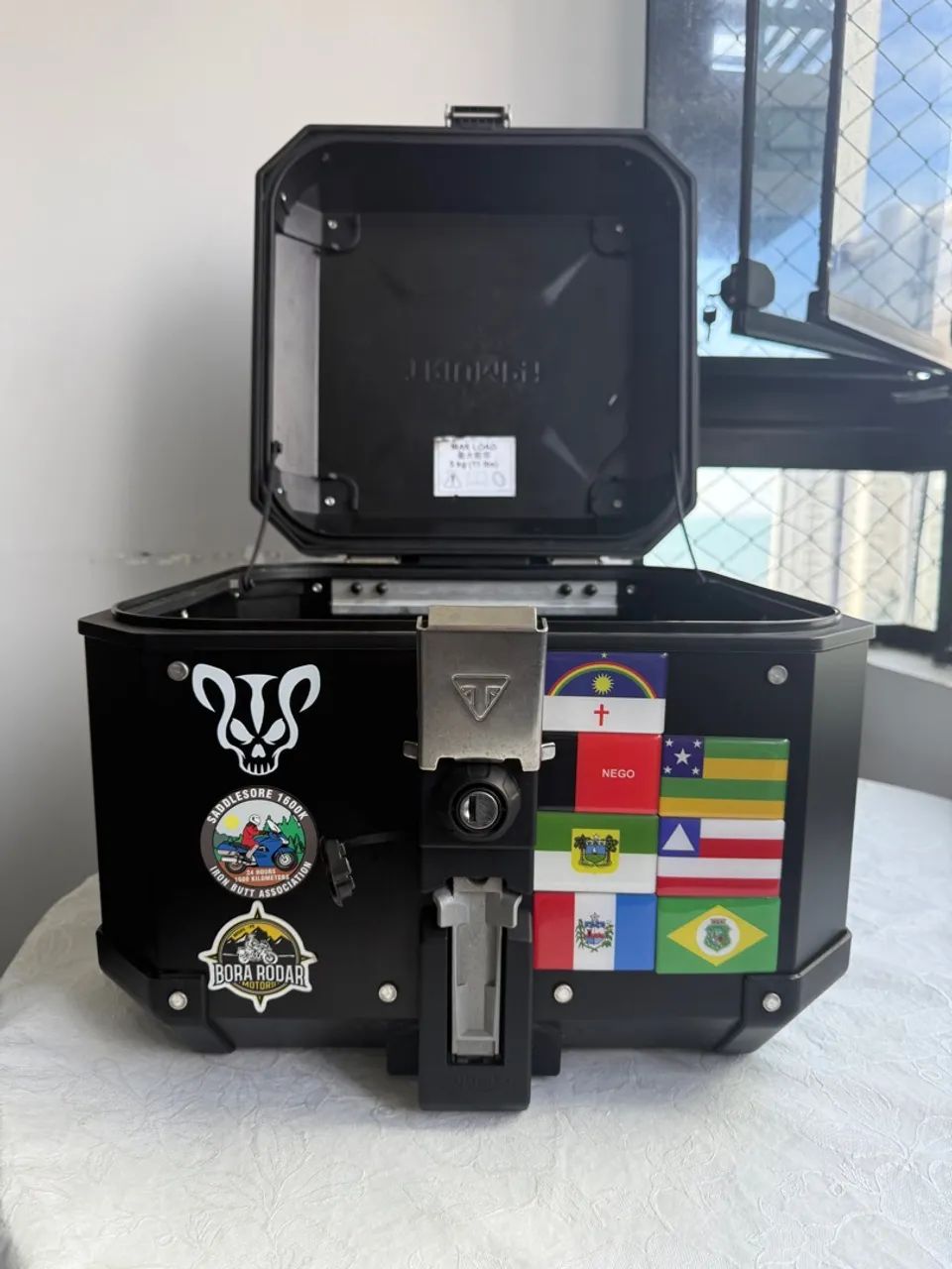 Baú Original Triumph com Encosto para Garupa