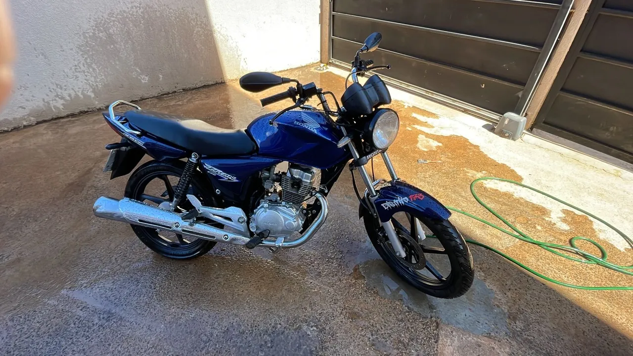 Moto 150 c
