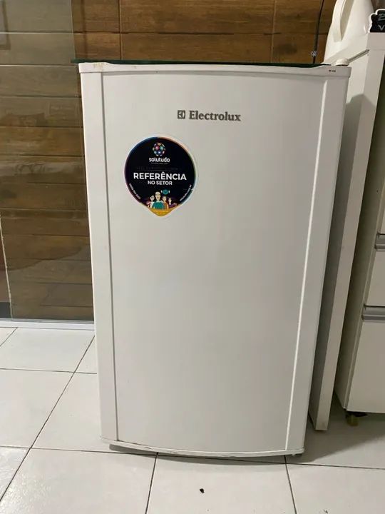 Frigobar Electrolux 110V 122L 