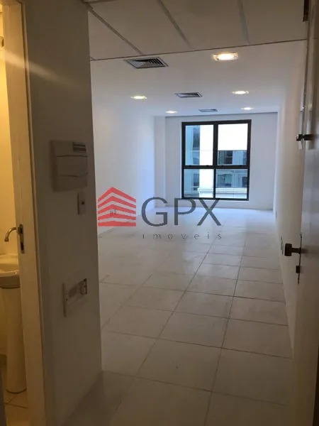 Comercial sala no Le monde office - Bairro Barra da Tijuca em Rio de Janeiro