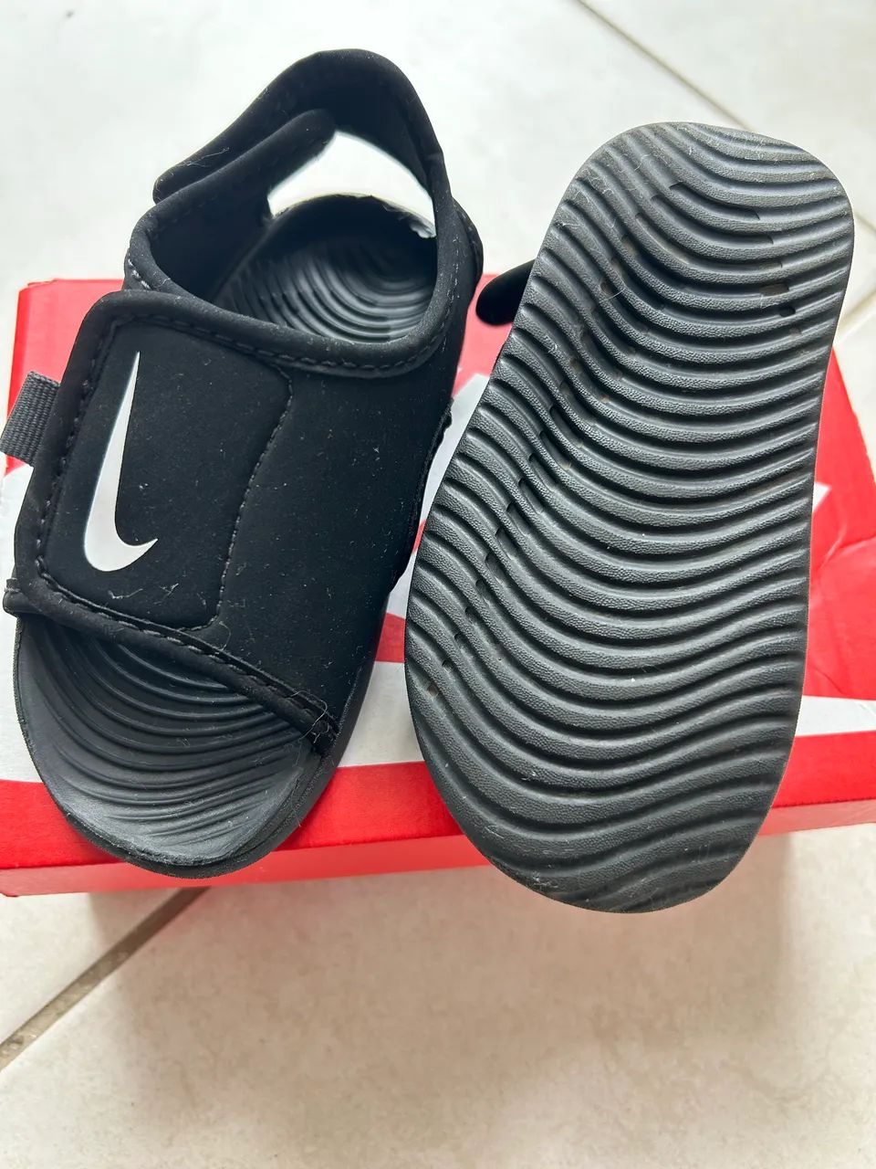 Sandália Nike sunray adjust tamanho 22,5 - Foto 5