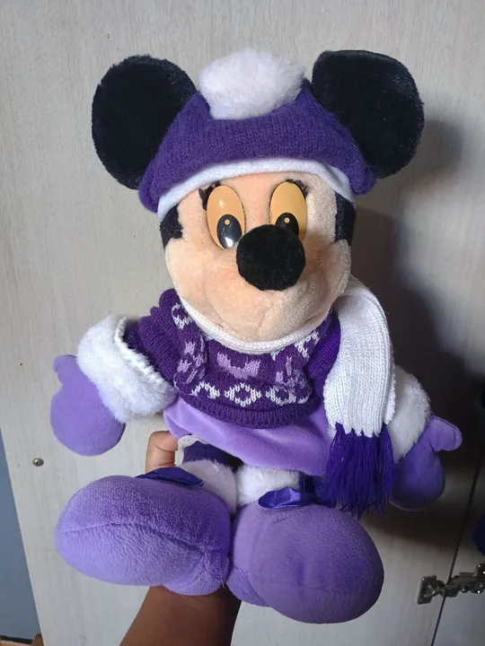 Ursa Minnie de inverno original em ótimo estado