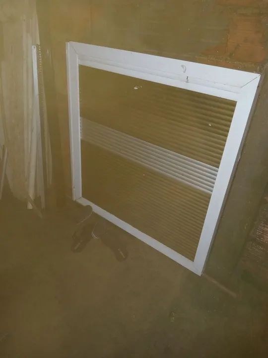 Porta de alumínio 1 x 1,05