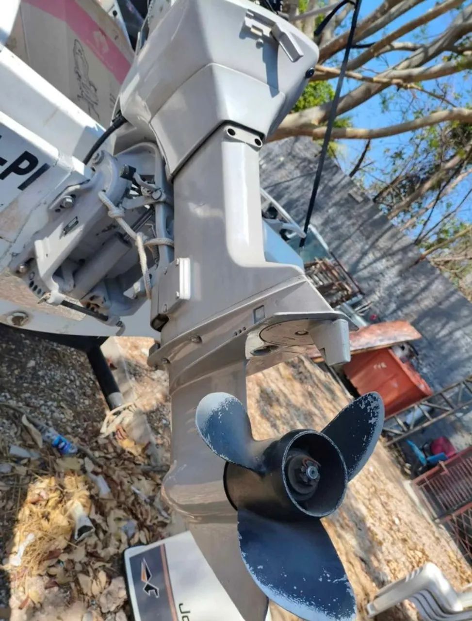 Lancha com motor de 65hp - Foto 5