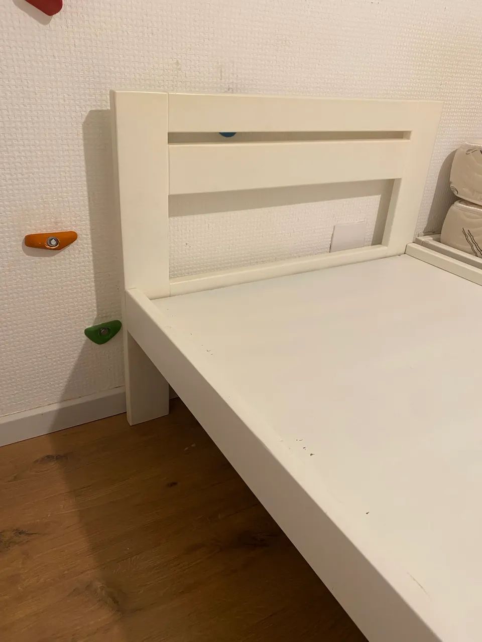 Cama solteiro madeira maciça laqueada com colchão  - Foto 2