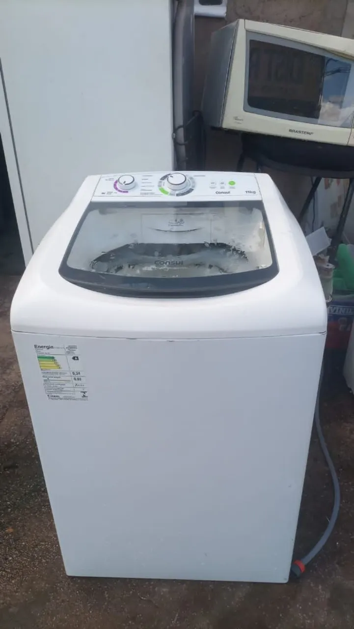 Vendo máquina de lavar cônsul 11 kl 127vts lava e torce tudo funcionando e garantia