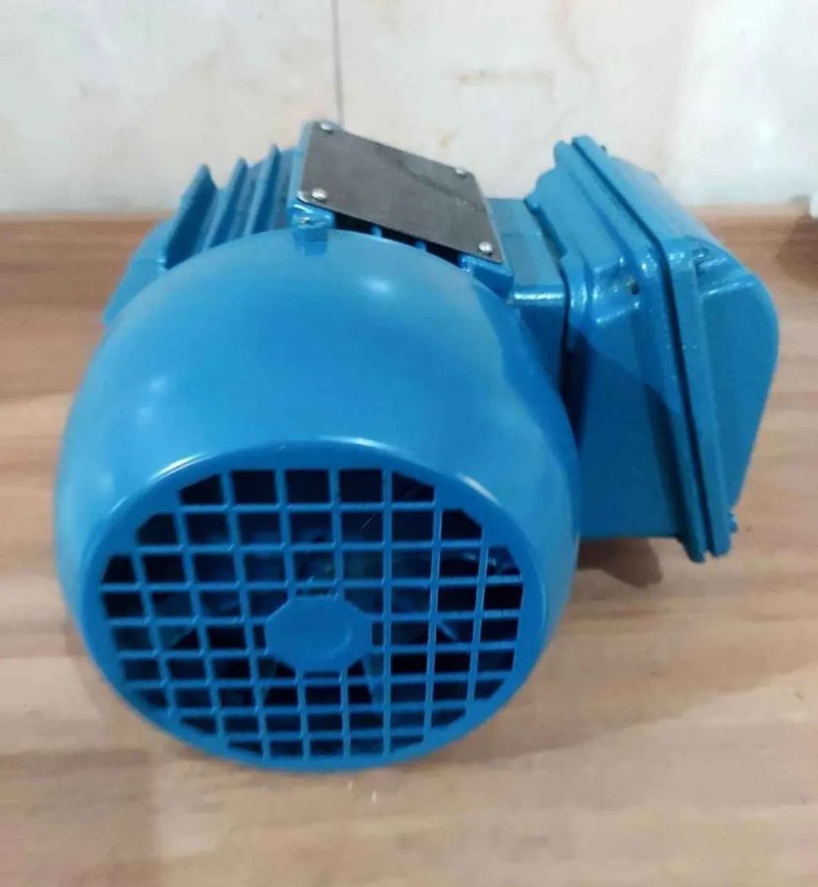 Motor Elétrico Trifásico WEG 0.37/0.50CV - 220/380V - Novo - Foto 3