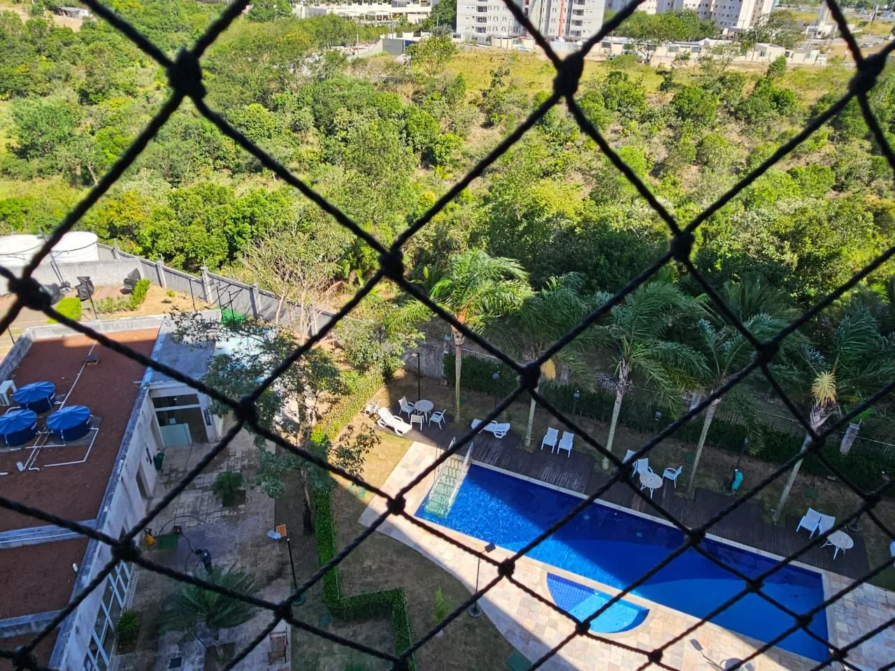 Apartamento de tres quartos com suite