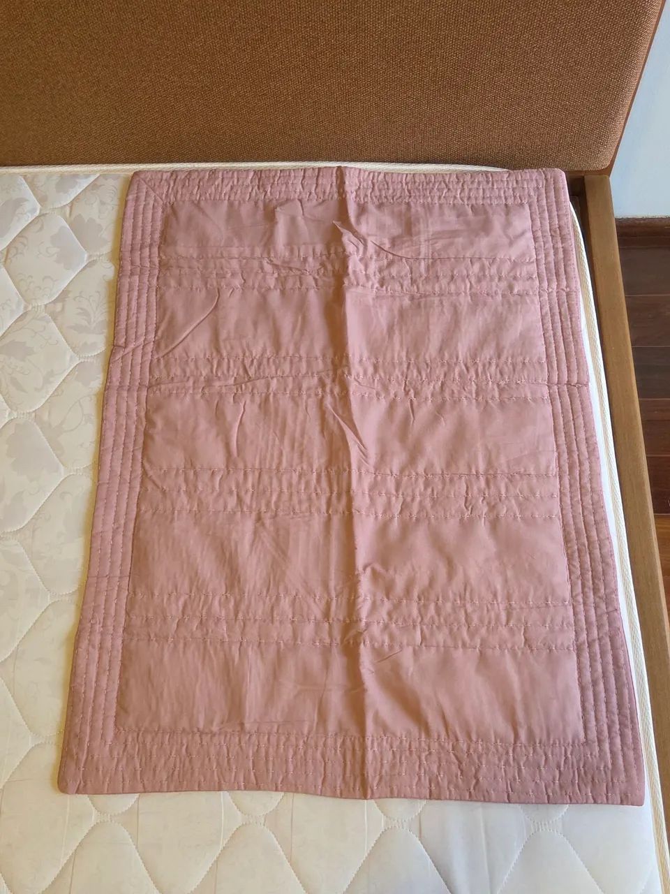 Jogo de Colcha novo da Camicado tamanho casal na cor rosa antigo nunca usado - 3 peças  - Foto 6