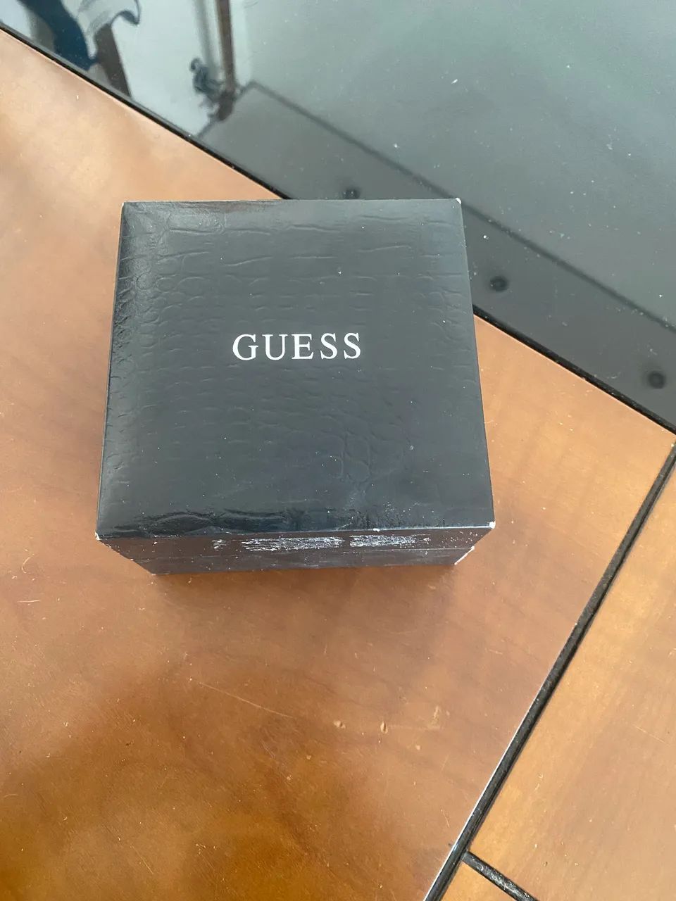 Caixa relógio guess (vazia)