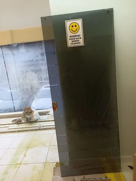 Porta de vidro temperado - Nova