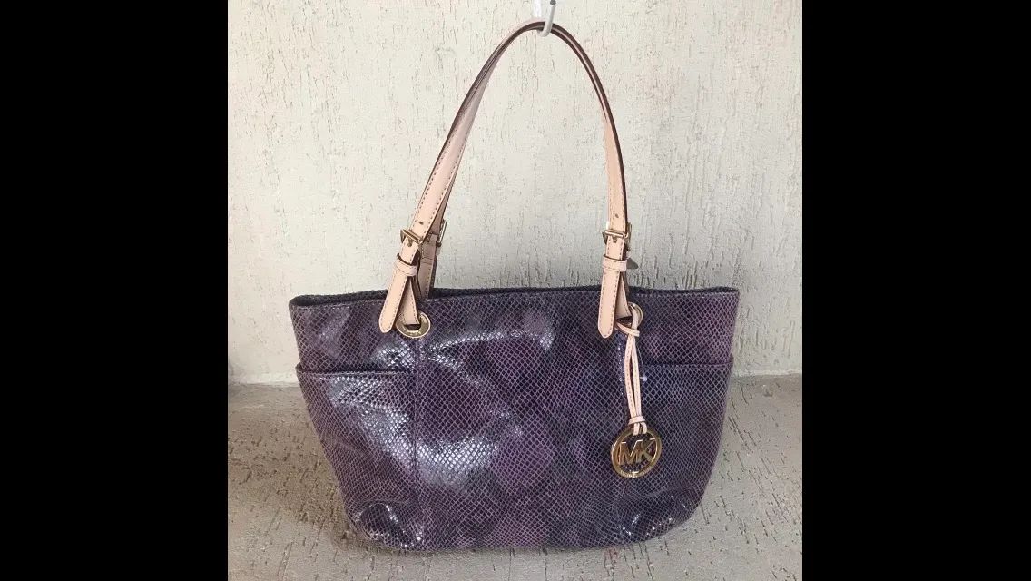 Bolsa Michael Kors Jet Set Top Zip Cor Purple  Original- Nova  - Foto 4