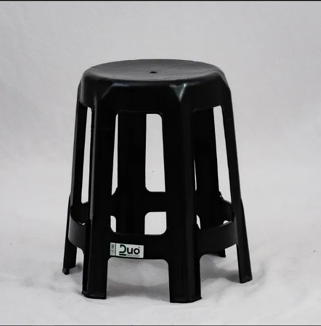 Banqueta De Plástico Sarah Duo Cor Preto
