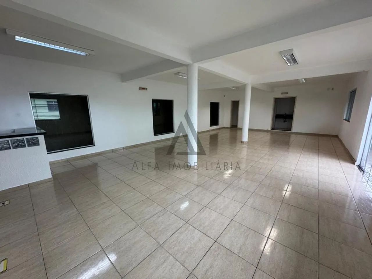 Sala para alugar em Serra, Jardim Limoeiro, com 115 m²