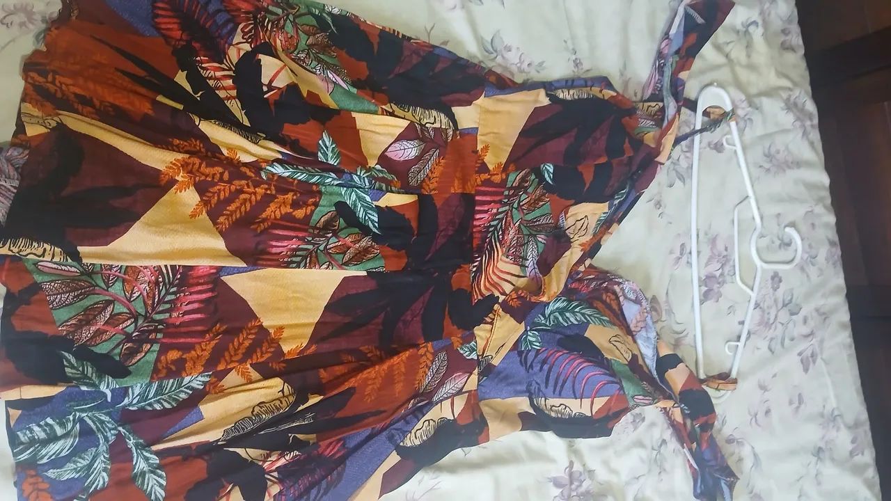 Macacão estampado com alças finas - Foto 3