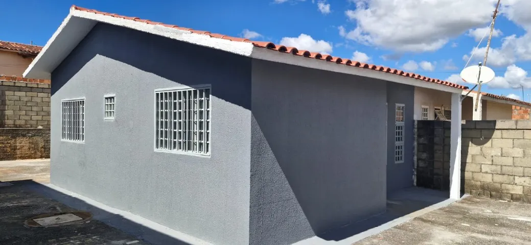 Casa à Venda em Águas Lindas de Goiás - Bairro Mansões Camargo