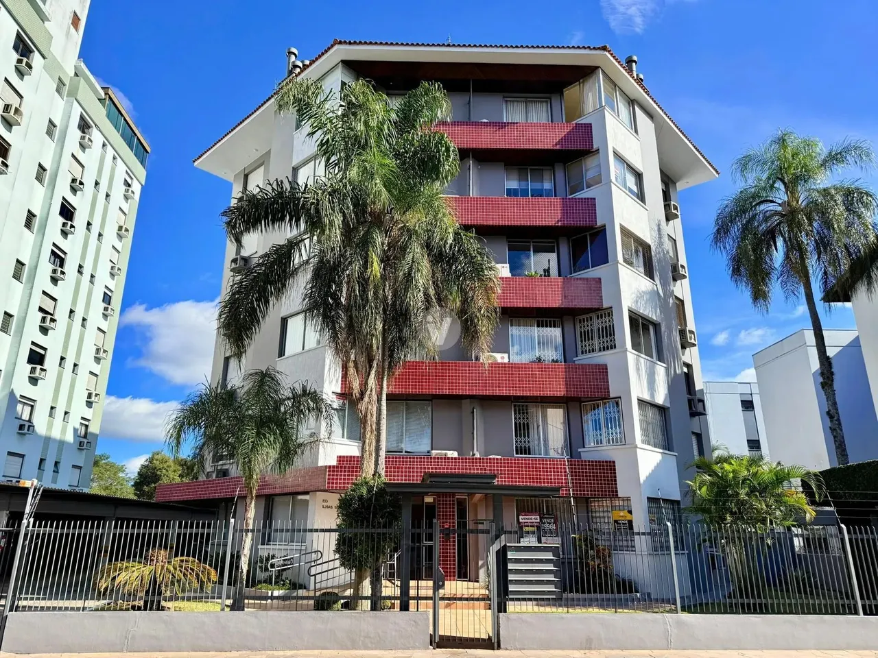 Apartamento 2 dormitórios com suíte no bairro Lourdes