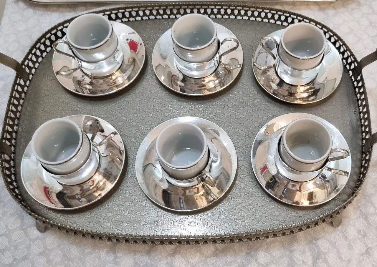 Wolff conj 6 xícaras para café em porcelana branca com friso prata na borda.ler descrição - Foto 2
