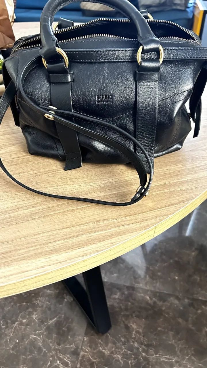 Bolsa em couro da Schutz- modelo bau - Foto 5