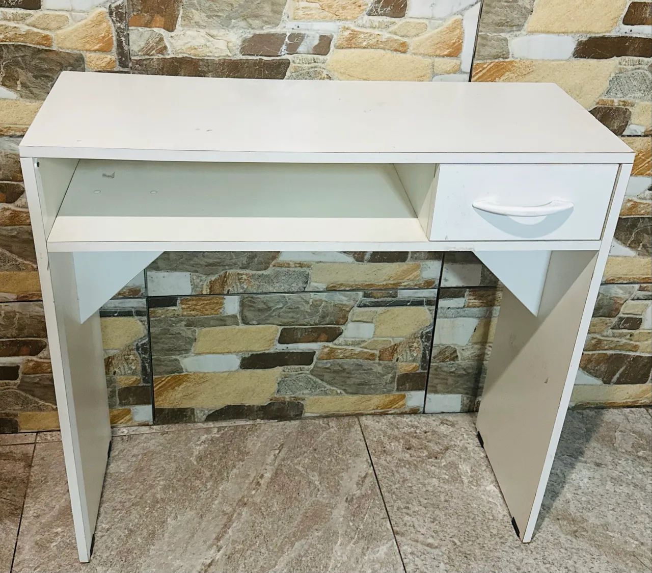 Mesa de manicure 
