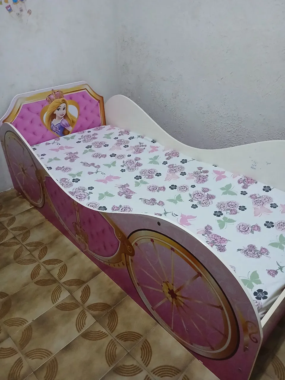Cama Infantil Princesa com Design de Carruagem