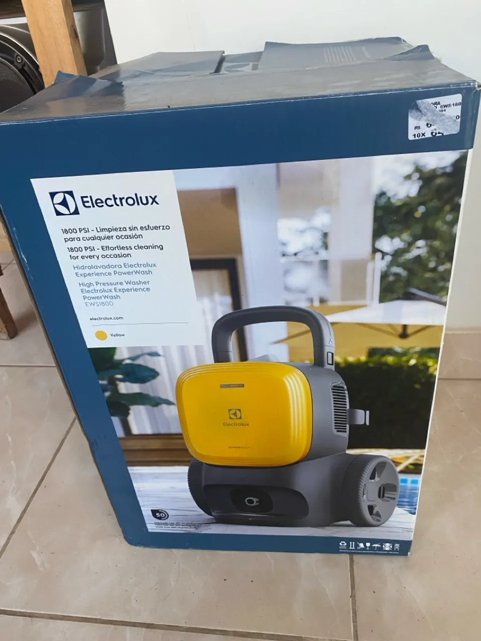Lavadora de Alta Pressão Electrolux PowerWash EWS180