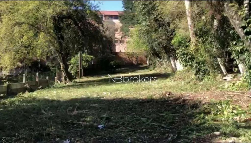 OPORTUNIDADE IMPERDÍVEL: TERRENO ZR4 NO CABRAL!