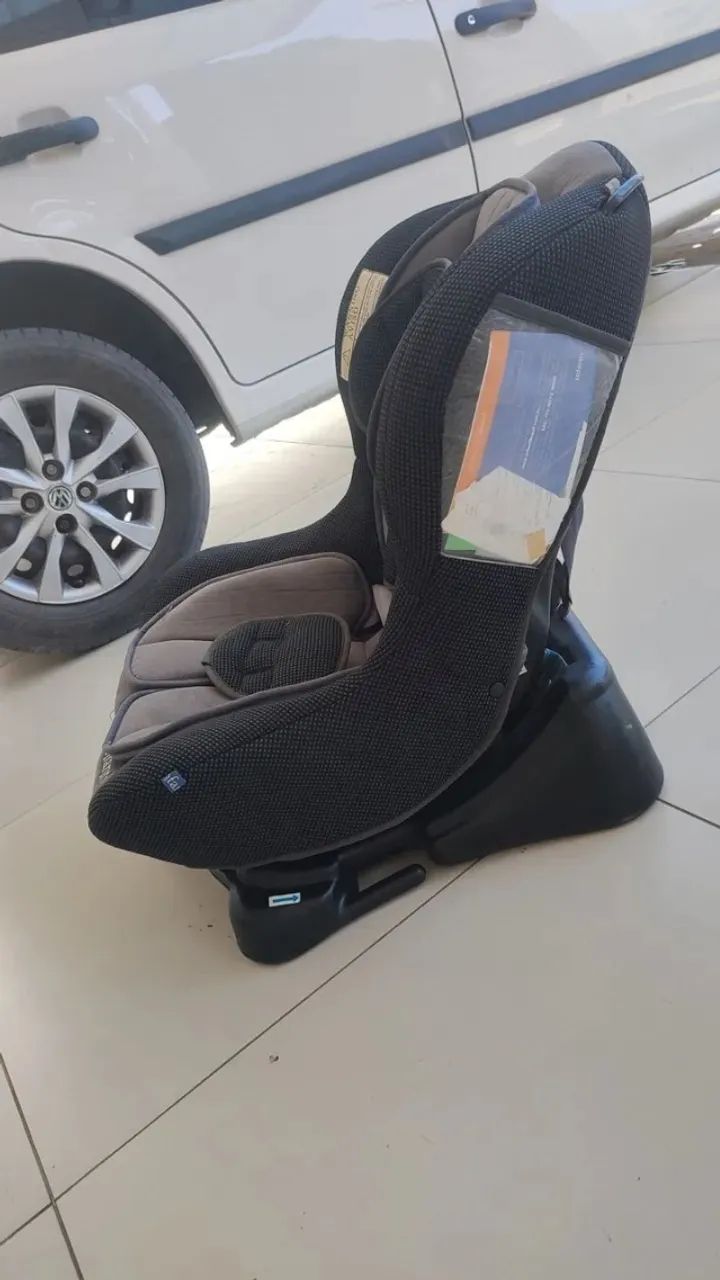 Cadeirinha de criança para carro seminova - Foto 2
