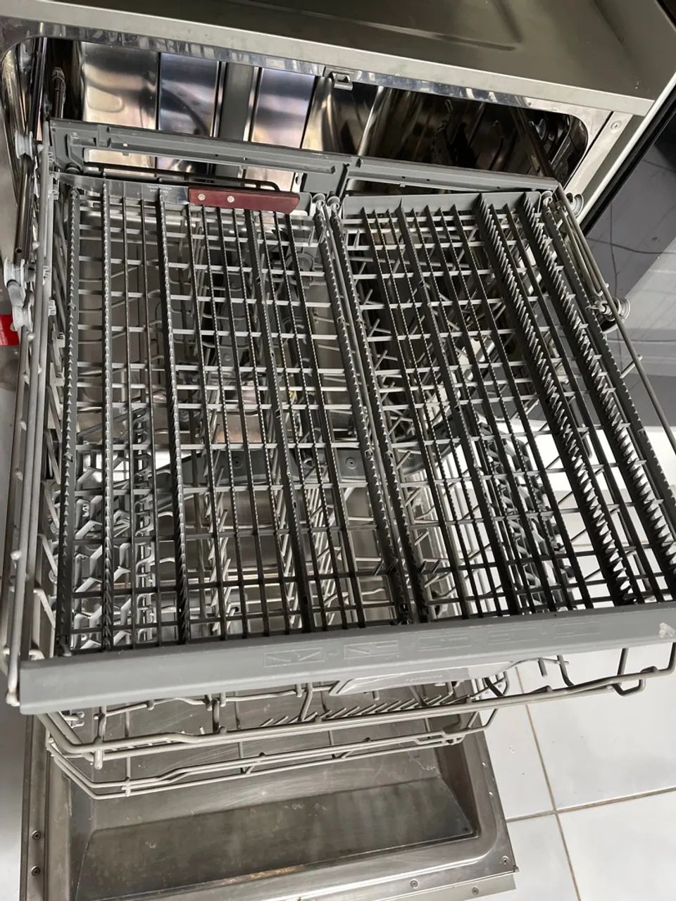 Lava Louças 14 serviços - Samsung  - Foto 6