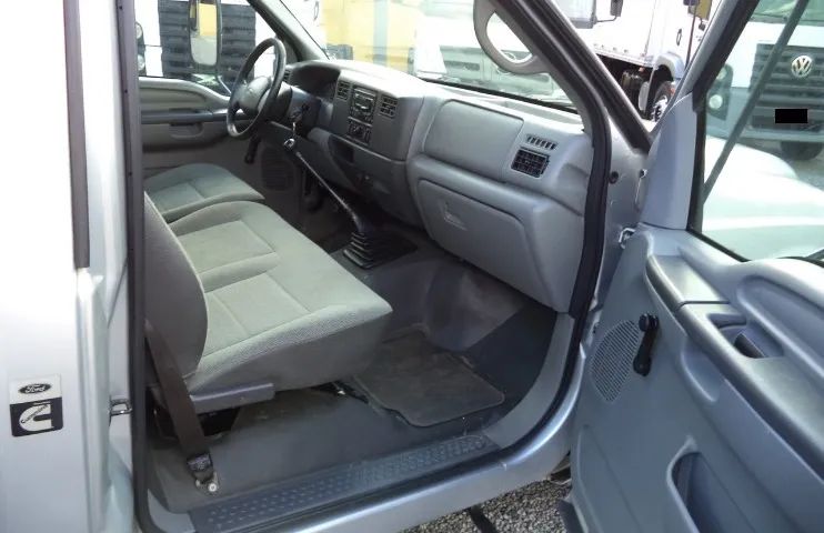 Ford F-350 2011 - Motor Cummins 3.9 - Foto 3