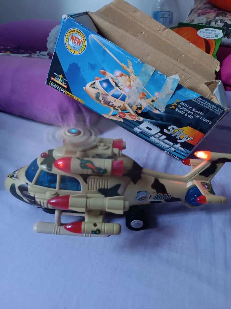 Brinquedos diversos (DESCRIÇÃO)