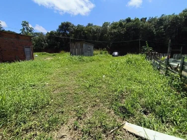 Vendo terreno medindo 12 por 25
