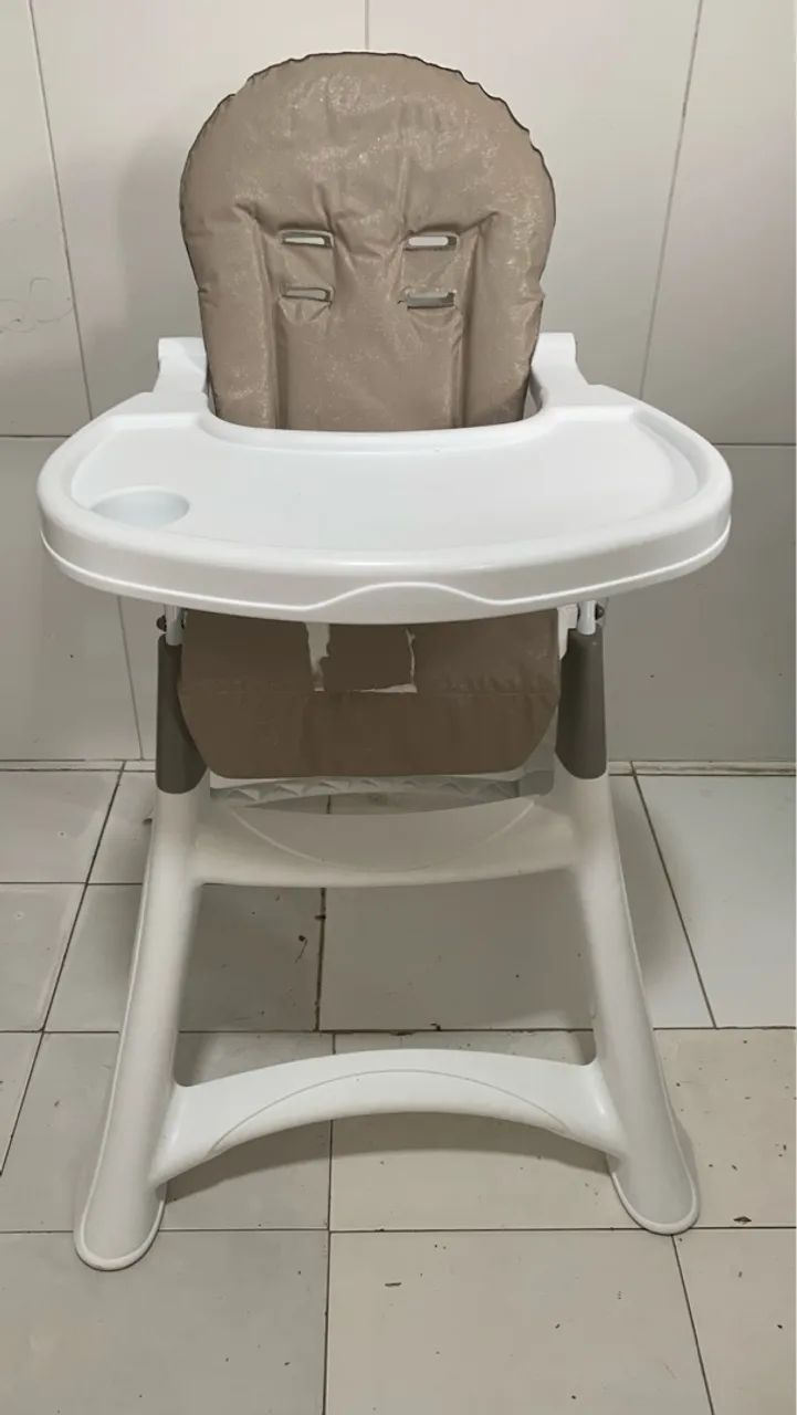 Cadeira Infantil de Refeição