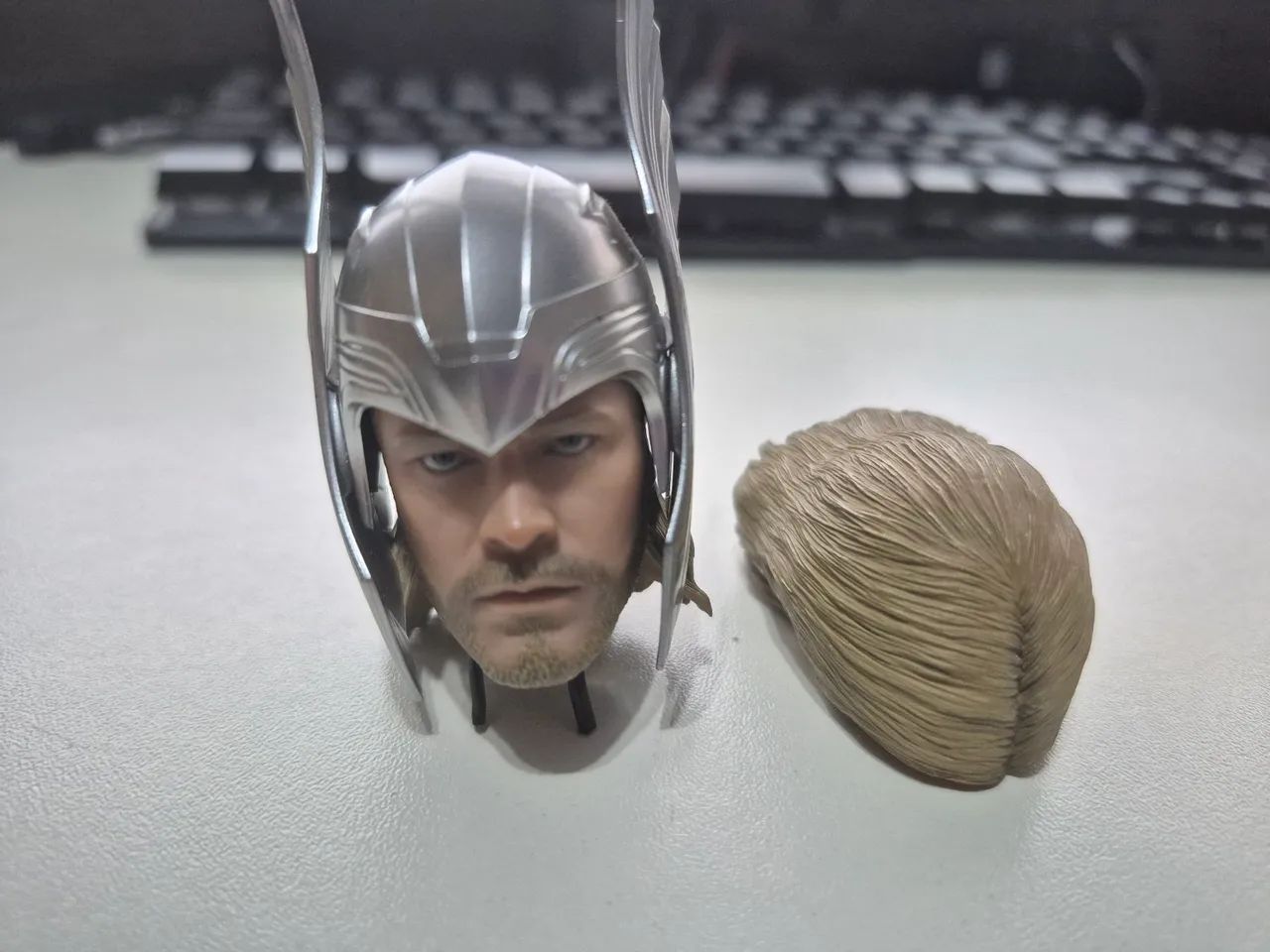 Hot Toys Headsculpt Thor Original - Foto 2