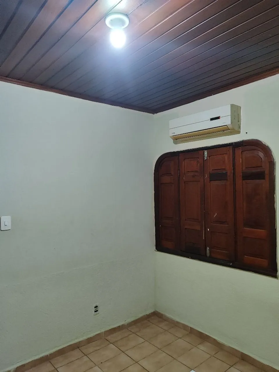 Aluguel de quarto em república