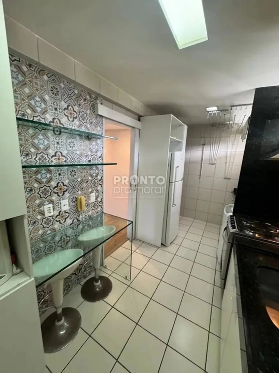 Imóvel para venda possui 73 metros quadrados com 2 quartos em Aflitos - Recife - PE