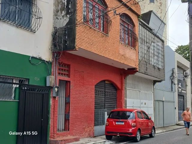 Vende-se Casa Comercial 