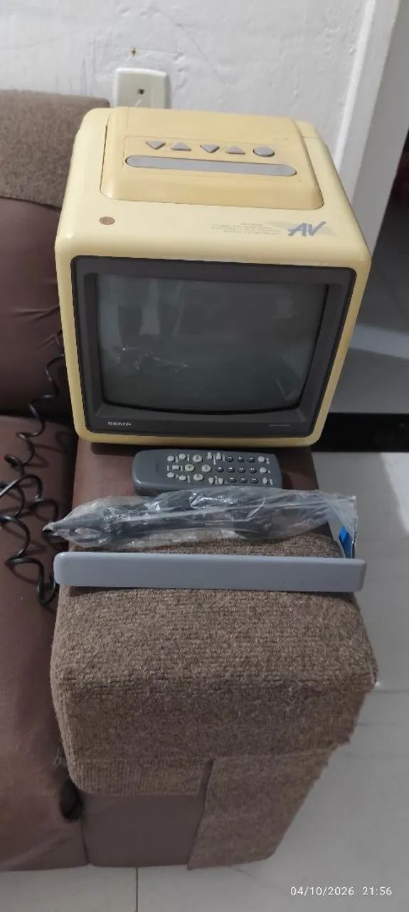 Tv Semp 10 polegadas com av 1022 tubo 