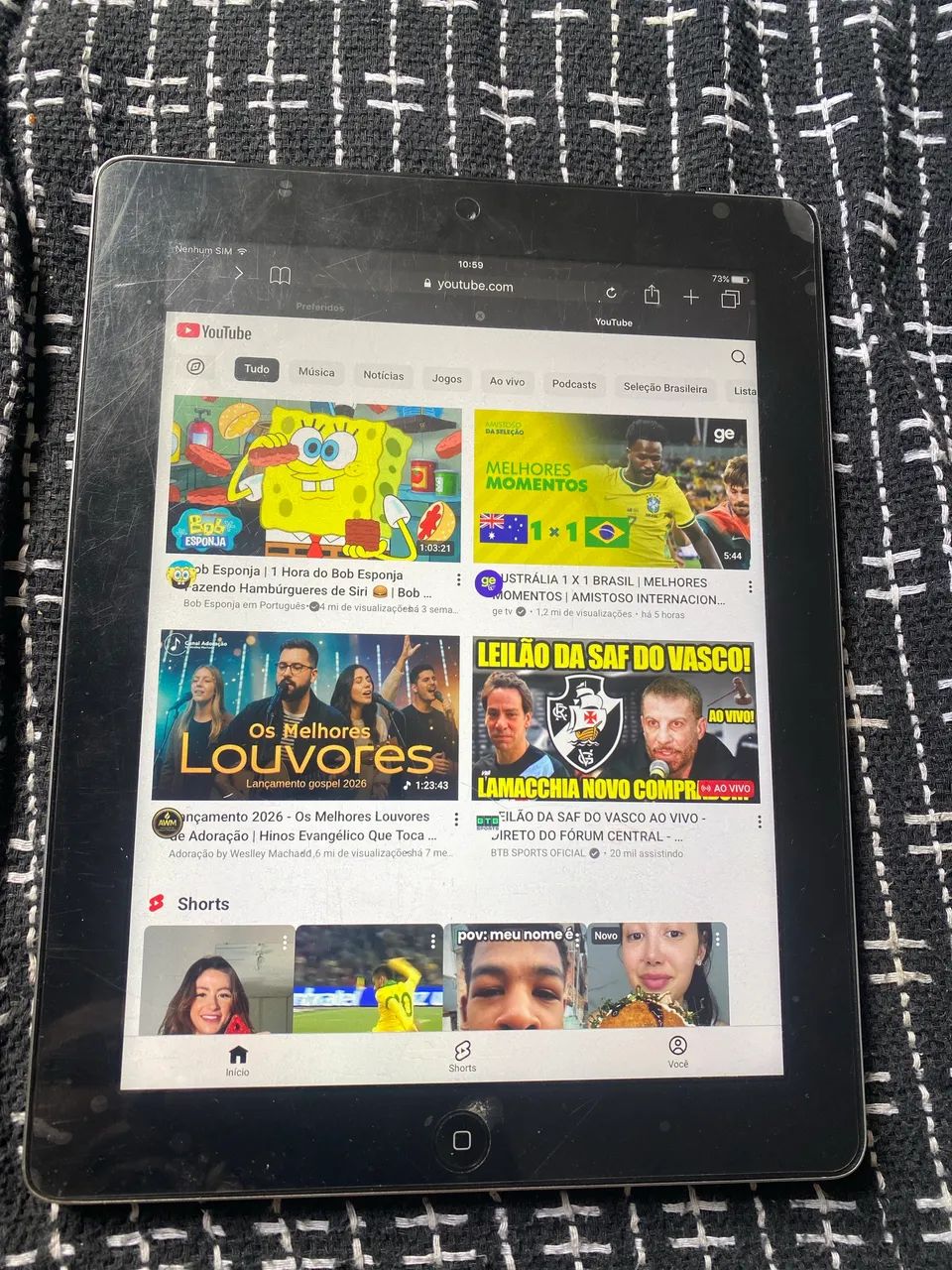 iPad  