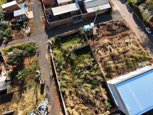 LOTE À VENDA - CONJUNTO VERA CRUZ