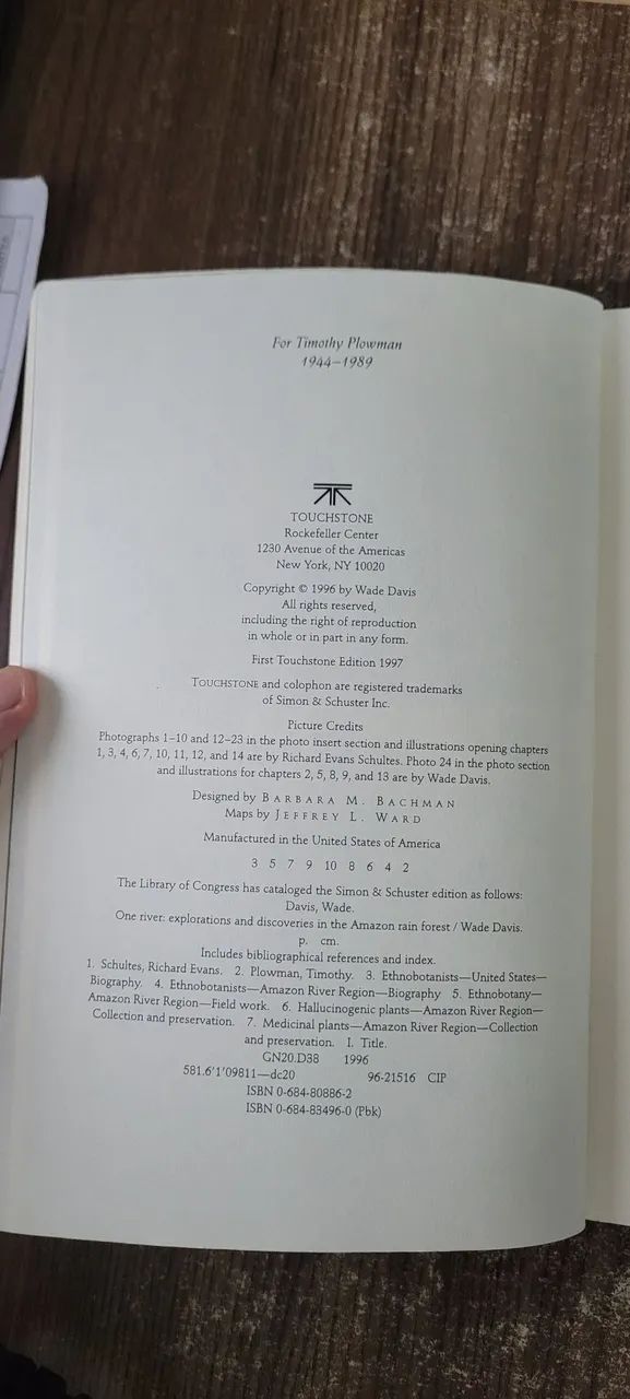 Livro One River - Wade Davis de 1996 - Foto 4