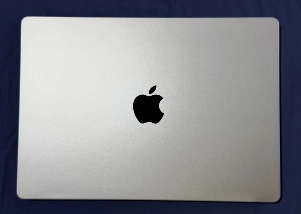 Apple MacBook Pro 14 M3 Pro 18GB 512GB Prata - Notebooks - Bessa