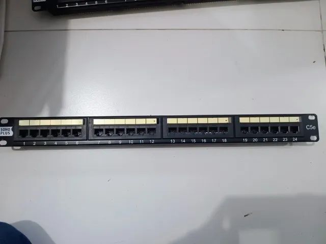Patch Panel Furukawa CAT5e 24 Portas - Excelente Estado