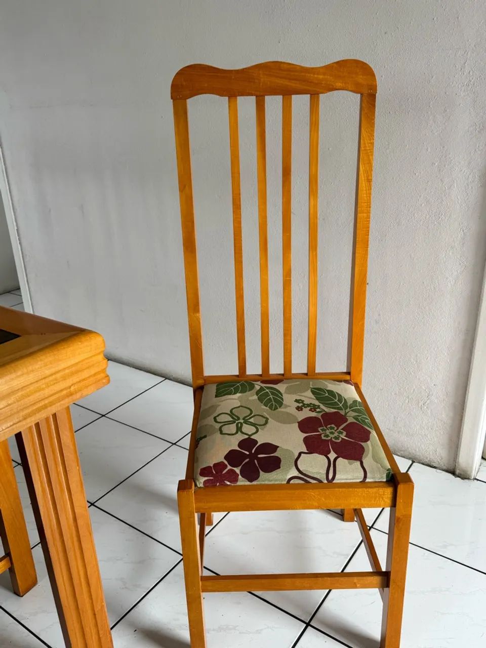 Mesa com cadeira  - Foto 4