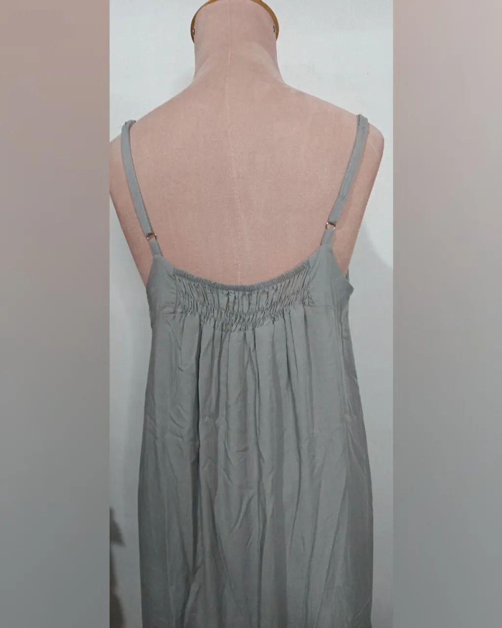 Vestido viscolinho cinza  - Foto 5