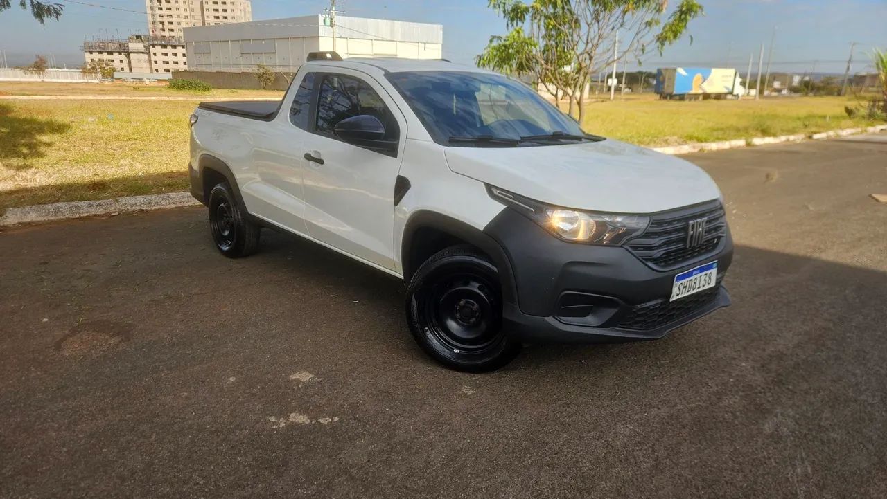 Fiat Strada Endurance 1.4 Flex 8V CS Plus 2023 - Foto 2