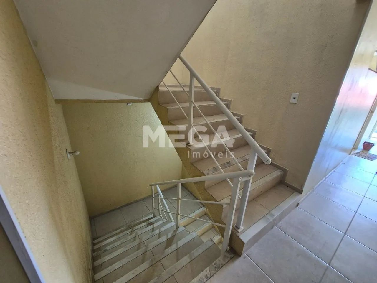 Apartamento com 2 quartos no bairro Cajazeiras em Fortaleza, CE - Foto 3
