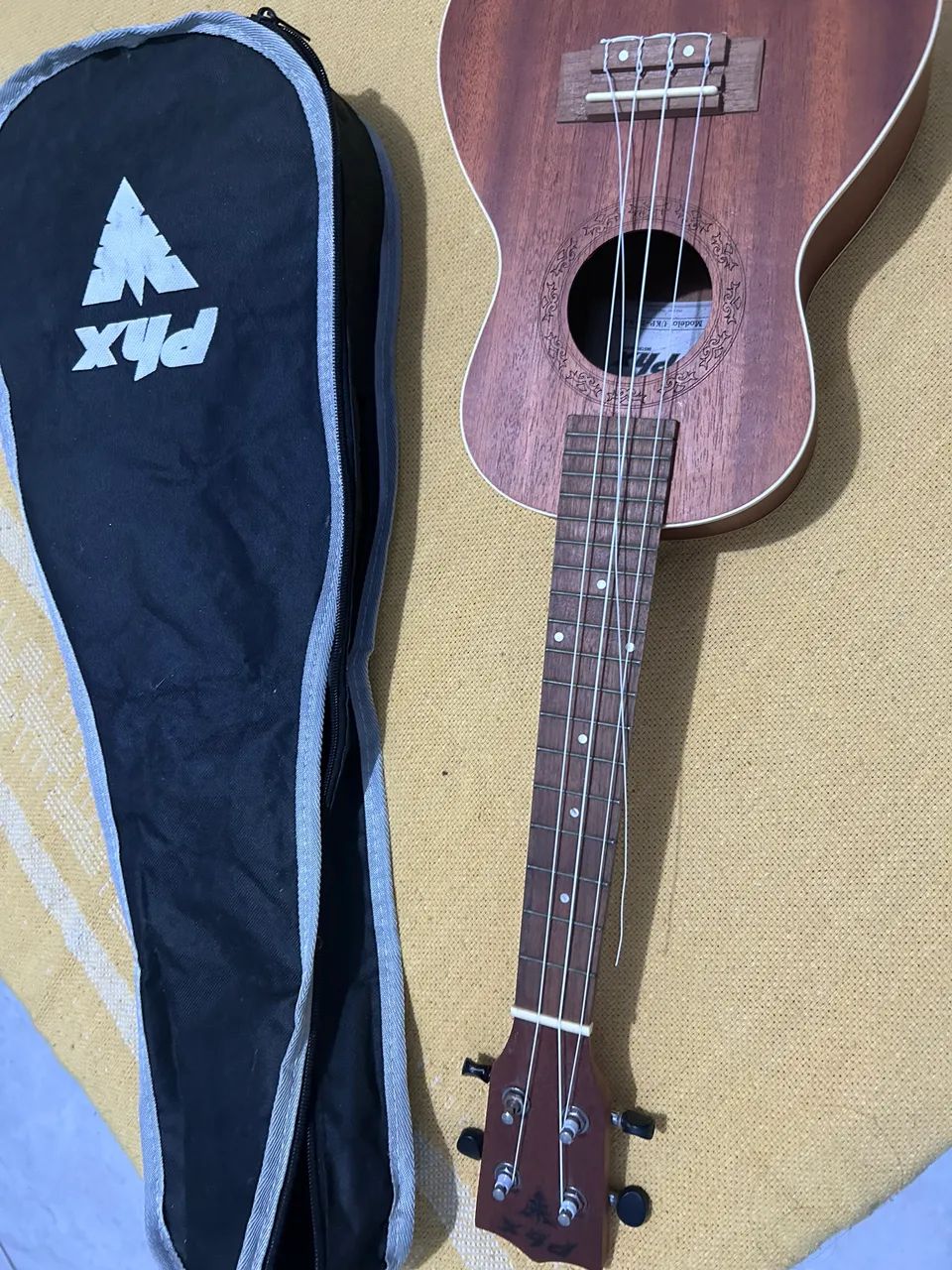 Ukulele  - Foto 2